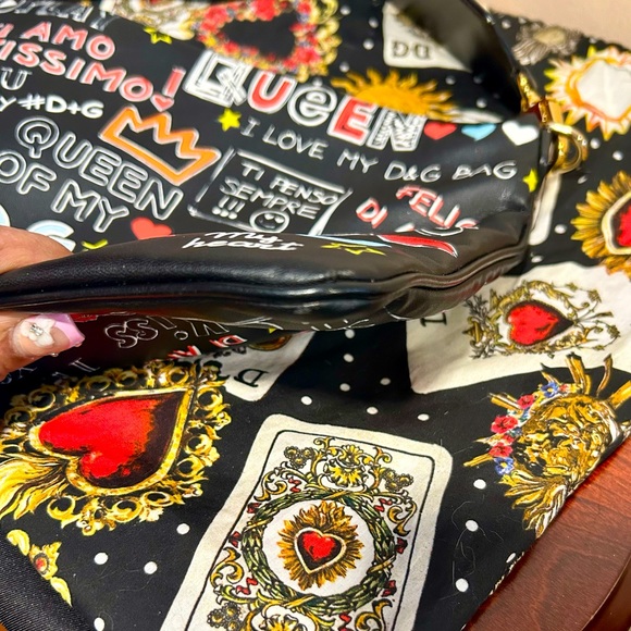Dolce & Gabbana Graphic Shoulder Bag - Picture 6 of 13